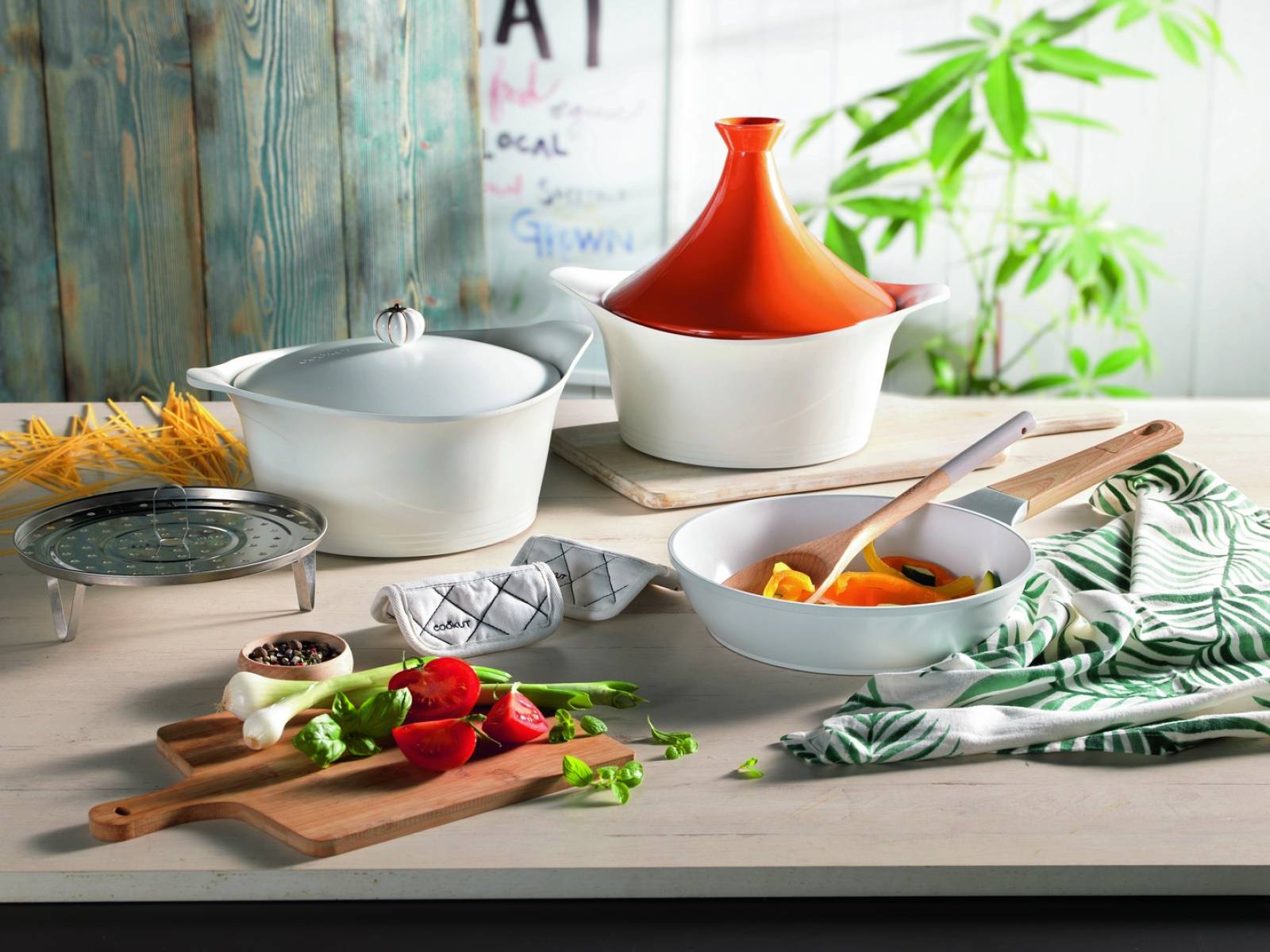 Cocotte légère et ses accessoires COOKUT 