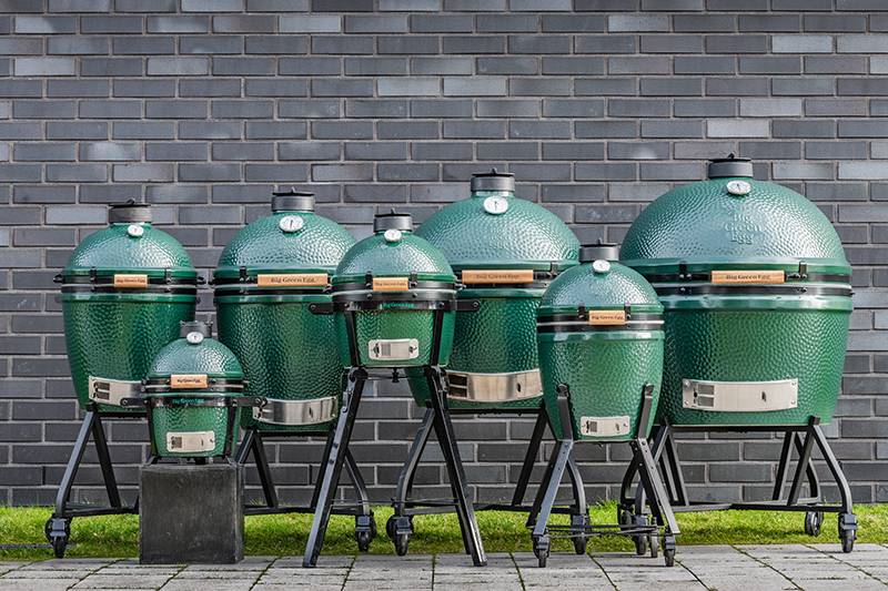 Toutes les tailles de barbecue kamado Big Green Egg