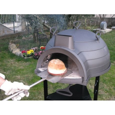 Four à bois lo goustaou invicta