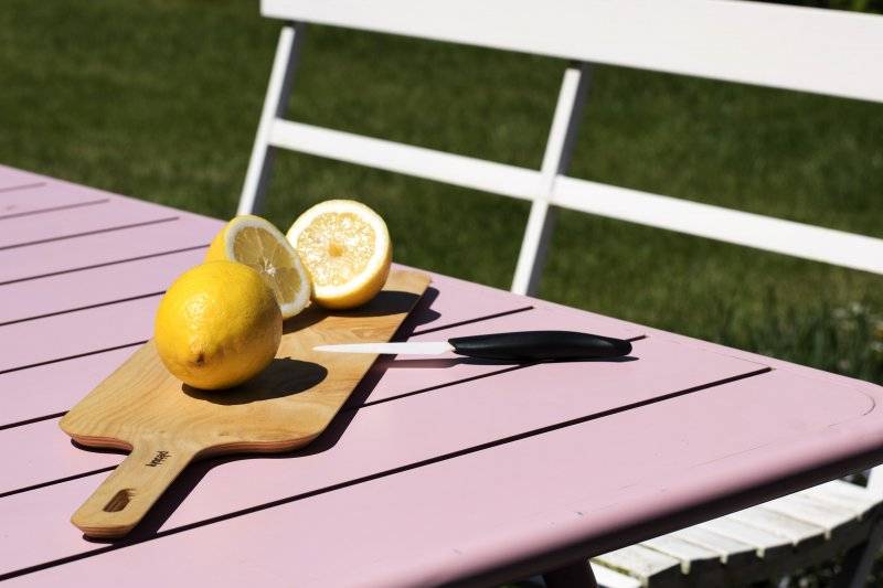 planche à découper avec poignée Pebbly